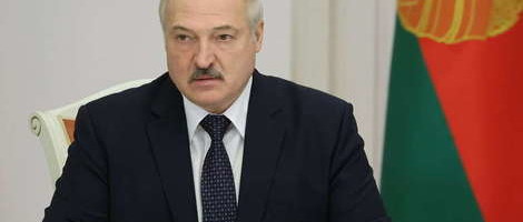 Lukašenko kaže da će odstupiti s vlasti kad se usvoji novi ustav
