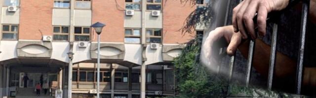 Udario ga šakom u lice, pa zgrabio pepeljaru: Tužilaštvo traži pritvor za nasilnika iz Surčina