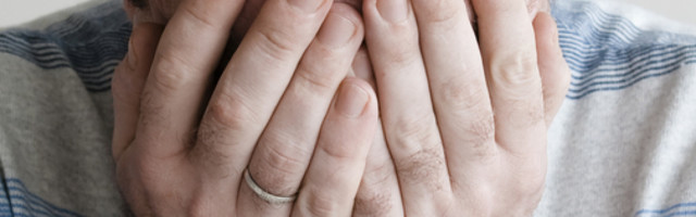 VIC DANA Izgubio fakultetsku diplomu