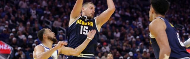 Jokić tragičar NESTVARNE utakmice: Golden Stejt do pobede u produžetku (FOTO/VIDEO)