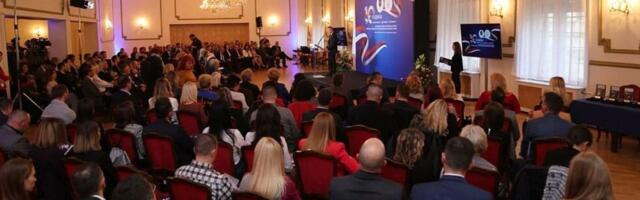 UST demantuje tvrdnje o "paralelnim spiskovima": Posmatrači nisu imali spiskove niti su vodili evidencije