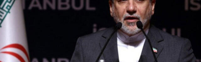 Аракчи са колегама из Саудијске Арабије и Катара о потезима Америке