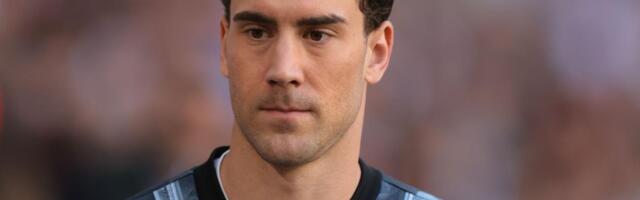 "NE OČEKUJTE NIŠTA..." Čelnik Juventusa se oglasio zbog Dušana Vlahovića! Da li ostaje u Torinu?! Poruka je JASNA!