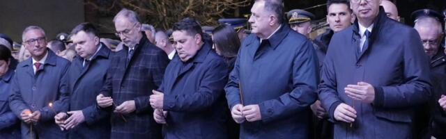 Ekonomija Srbije na evropskom dnu, a Vučić predlaže robotizaciju vojske