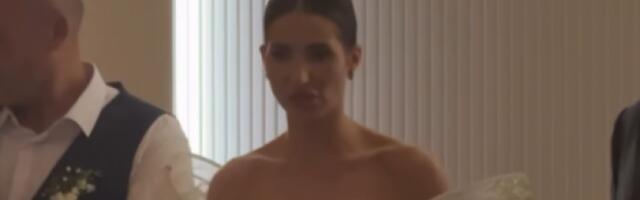 UDALA SE PEVAČICA JELENA! Na gala slavlju sam krem estrade, naša najlepša glumica ODRŽALA EMITIVAN GOVOR! (GALERIJA)