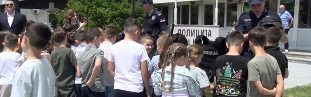 Policija u Novom Pazaru predstavila opremu povodom Dana MUP-a