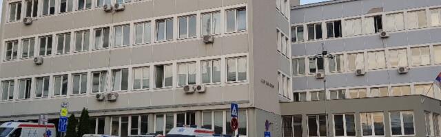 U prekidu telefon hitne pomoći
