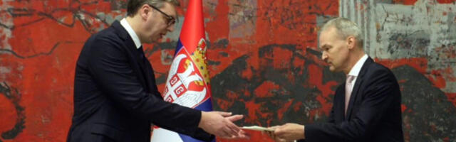 Vučić primio akreditivna pisma ambasadora Holandije: “Detaljnije sam ga obavestio o planovima Srbije” (FOTO)