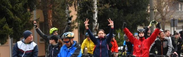 AP o studentima koji biciklima idu za Strazbur: "Ogromna podrška kod kuće, ali nedovoljna od EU“