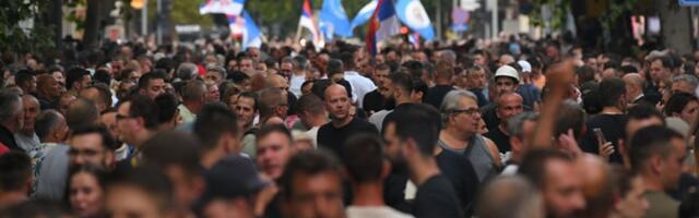 Đaci Valjevske gimnazije najavili da neće doći u školu, direktorka im uputila mejl: "To je nezakonito i nije prihvaćeno"
