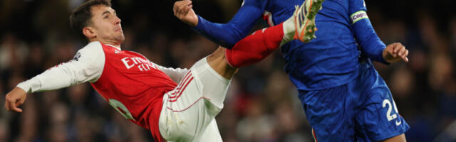 DERBI LONDONA OPRAVDAO OČEKIVANJA Čelsi sa 10 igrača odoleo lideru Premijer lige