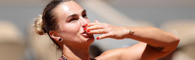Nakit koji je zasenio Rolan Garos: Sabalenka nosi preko 125 karata granata i pomera granice sportske mode
