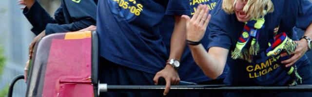 "Šta uradiš kad ti devojka kaže "ja ili Ronaldijo"? Kupiš joj avionsku kartu!" Bivši igrač Barselone ispričao anegdotu koja je postala hit