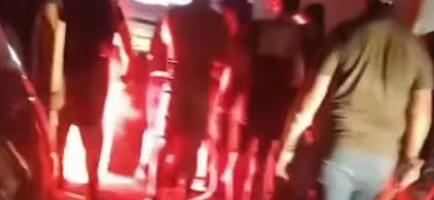 MASKIRANI HULIGANI DEMOLIRALI KAFIĆ NA MILJAKOVCU: Njih 10 uletelo u lokal sa palicama, usledio totalni hao!