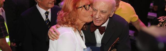 Sinovima nije ostavio ni dinar, a deci žene s kojom se oženio pred smrt ostavio sve: Ovo je fatalna Mimi