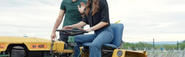 (VIDEO) Ups! Urnebesna nezgoda na traktoru - Prelepa Aleksandra se sudarila, čuveni igrač Partizana u šoku
