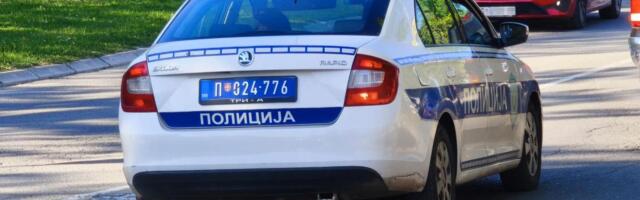 KRVNIČKI TUKAO MAJKU SA DETETOM U NARUČJU: Horor slučaj u Zemunu, policija uhapsila nasilnika