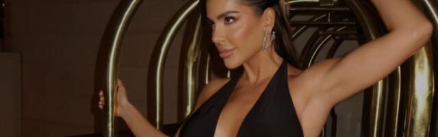 Prva fotografija pevačicinog dečka milionera: Pozirali u mašini od 300.000 evra (FOTO)