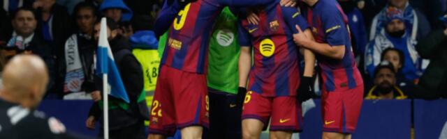 Фудбалери Барселоне победили Еспањол у градском дербију