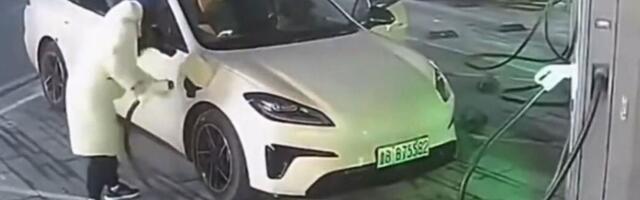 Novi trend iz Kine besni mrežama: Pogledajte šta vozači rade na punjačima za električne automobile