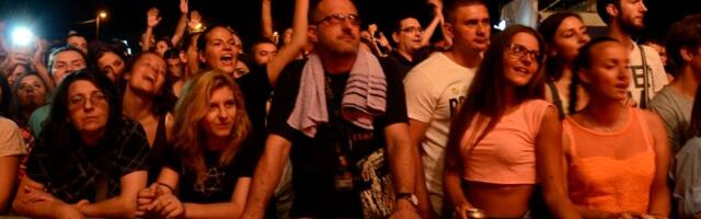 Spala Gitarijada na DVE ŽICE