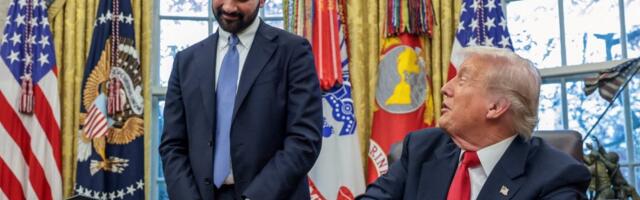 Neočekivana scena u Beloj kući: Tramp se sastao sa ljutim rivalom, a onda je usledilo pitanje koje je zapalilo sve (FOTO/VIDEO)