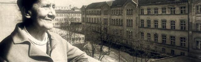 "Mogla si bolje da se udaš" Siromašni Rus bio jedina ljubav Desanke Maksimović, tražili su da zajedno počivaju, ostala mu je verna do smrti