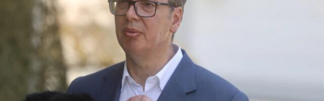 Predsednik Vučić: Paket mera je briga o građanima, a ne kupovina glasova
