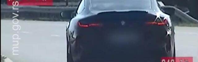 DIVLJAO NA AUTO-PUTU, VOZIO DUPLO BRŽE OD DOZVOLJENOG! Zaustavljen vozač kod Malog Požarevca (video)