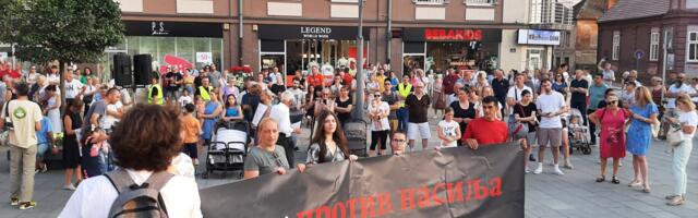 Održan četvrti protest “Čačak protiv nasilja“ (FOTO)
