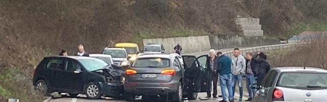 Jeziv sudar kod Prijepolja! Iako su vozila skoro uništena, začudo nije bilo teže povređenih