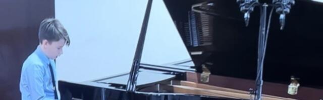 Učenik muzičke škole iz Čačka osvojio drugo mesto na Međunarodnom takmičenju „Davorin Jenko”