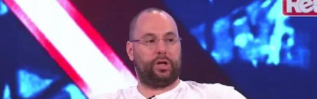 ZVEZDAN SLAVNIĆ POKAZAO VANBRAČNOG SINA: Godinama ga krio od JAVNOSTI, sad objavio zajedničku sliku!