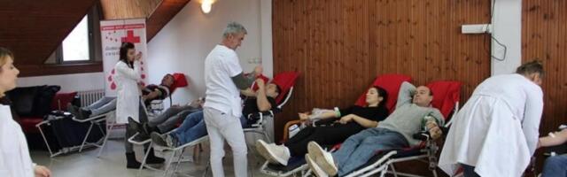 POZIV GRAĐANIMA REKOVCA: Besplatna provera sluha uz davalaštvo krvi