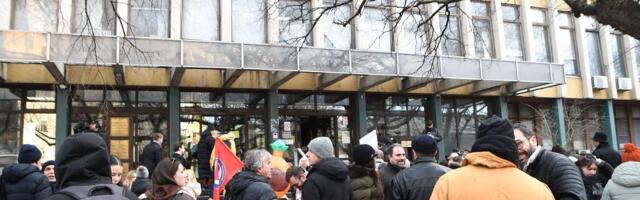 Suđenje novosadskim studentima i aktivistima odloženo zbog bolesti tužioca