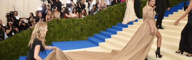 Uvek ćete biti primećene: Jedna boja je modni adut slavnih dama (FOTO)