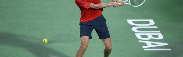 Medvedev kolima stigao do granice sa Omanom, pa morao nazad u ratom zahvaćen Dubai