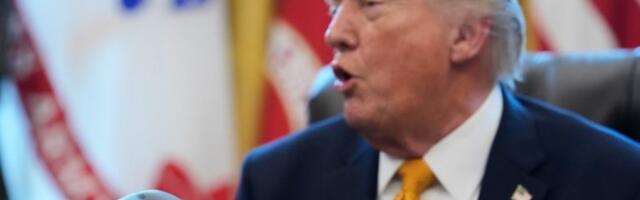 ŠTA SE DEŠAVA U GLAVI DONALDA TRAMPA? Američki predsednik u samo sat vremena potpuno KONTRADIKTORAN pred svetom - društvene mreže gore! (VIDEO)