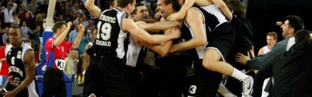 "Ide trojka!" A Zagreb je i dan danas u neverici: Kecman je 25. aprila postigao koš za sva vremena, a nakon nestvarnog šoka sudija je prišao Dušanu... /VIDEO/