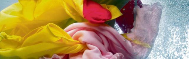 Produžite im vek trajanja: Evo kako pravilno da perete odeću od osetljivih materijala!