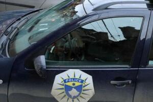 Приштина, десет особа ухапшено због поседовања дроге и оружја
