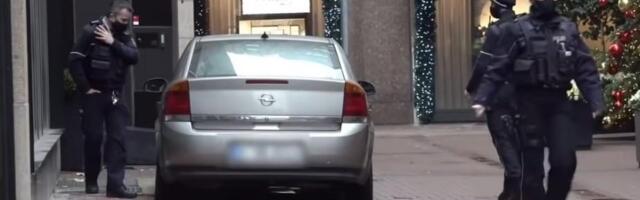 PINK PANTER OSUĐEN ZBOG SPEKTAKULARNE PLJAČKE ZLATARE U NEMAČKOJ: Autom probili ulaz, a ukradeni nakit i satove prebacili u Srbiju!