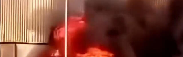 Izbio veliki požar u Podgorici: Gori u pogonu Kombinata aluminijuma