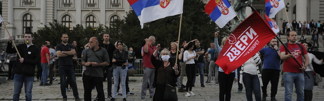KON: Nulta tolerancija prema masovnim javnim okupljanjima