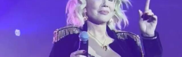 SVI VOLE HIT "MIKI MIĆO", ALI DA LI ZNATE KOME JE POSVEĆEN? Lepa Brena napravila pesmu za nekadašnju ljubav - u pitanju je srpski POLITIČAR!