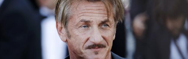 SKANDAL uživo u PROGRAMU: Šon Pen zapalio CIGARETU tokom prenosa, ljudi ne veruju šta se dešava (FOTO)