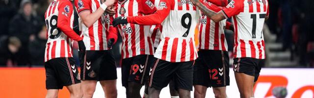 Sanderlend nepobediv na "Stadionu svetlosti", Barnli gleda ka Čempionšipu