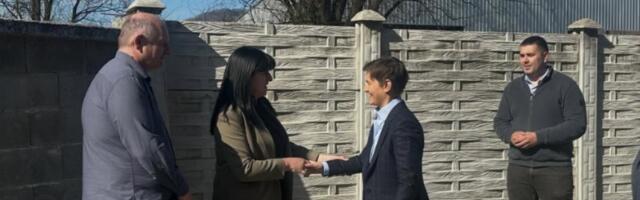 Brnabićeva u Lučanima: Pokažimo 29. marta da je Srbija naša porodica i da je to nemoguće pobediti