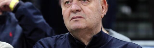 DUŠKO VUJOŠEVIĆ HITNO PRIMLJEN U BOLNICU! Evo u kakvom je stanju legendarni trener!