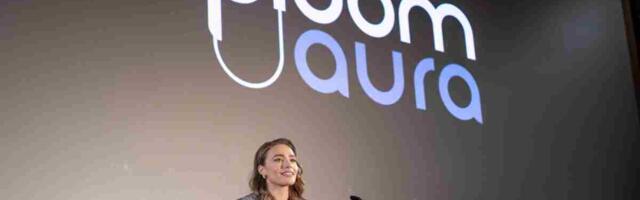 Ploom ponosni dobitnik godišnjeg priznanja za poslovnu inovaciju drugu godinu zaredom Ploom AURA donosi inovativni spoj tehnologije, dizajna i personalizacije